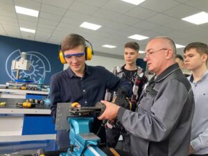 Вице-премьер Лариса Толстыкина- В ДНР создано пять образовательных кластеров в рамках федерального проекта «Профессионалитет»