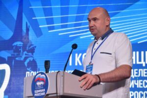 Председатель Правительства Евгений Солнцев выступил с докладом на партийной конференции «Единой России»