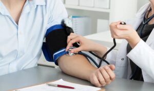 В ДНР проводится диспансеризация взрослого населения