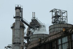 Правительство утвердило требования по созданию систем автоматического контроля выбросов и  сбросов крупными промышленными объектами