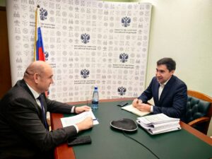 Премьер-министр Республики Евгений Солнцев встретился с замминистра энергетики России Евгением Грабчаком